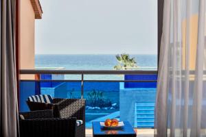 Bungalow with Sea View