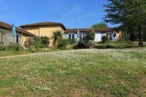 Maisons de vacances Gite Lou Peyrol : photos des chambres