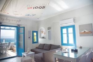 JUST BLUE with amazing Sea Views in Piso Livadi Paros Greece