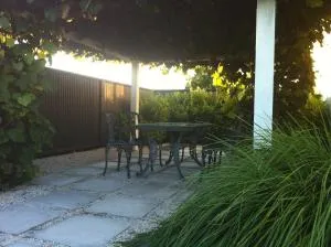 The Snug - 哈士汀