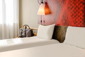 Hotels ibis Bordeaux Centre - Gare Saint-Jean : photos des chambres