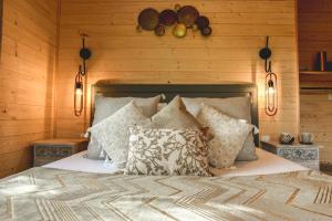 Hotels Logis Hotel Emeraude des Bois : photos des chambres