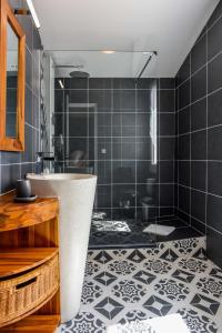 Hotels Logis Hotel Emeraude des Bois : photos des chambres