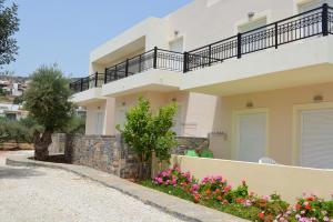 Olive Grove Apartments