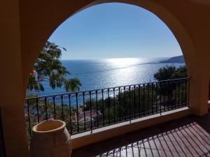 Chata Platy gialos, amazing view Panormos Kalymnos Řecko