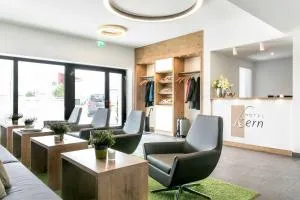 Hotel Kern garni - 尼尔廷根