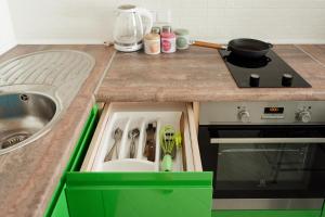 Квартира подобово на ЗдановськоЇ, біля НІР, біля метро ВДНГ та Васильківська