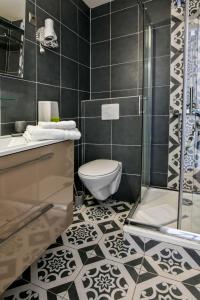 Hotels Logis Hotel Emeraude des Bois : photos des chambres