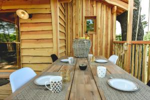 Hotels Logis Hotel Emeraude des Bois : photos des chambres