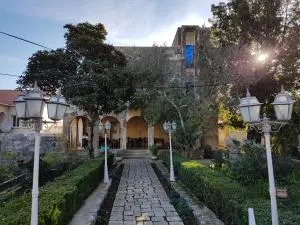 里汕斯基1936年住宿加早餐旅馆 - Yuval