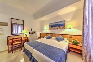 Economy Twin Room room in Hotel Voramar