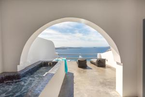 Oia Suites Santorini Greece