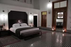 12 Derb el Miter Oued Zhoune Luxury Riad, Medina, Fes, 12 Derb El Miter, Fès 30000, Morocco.