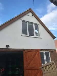 Studio above Worlds End microbrewery and behind the Crown Inn Pewsey - Manningford Abbots