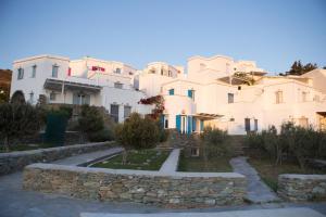 Kamares Vacation Villas Tinos Greece