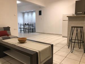 Modern City Center Apartment Preveza Marina