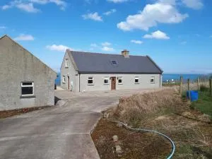 Red Bay Holiday Home - Glenariff
