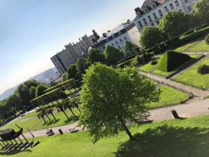 Appartements Aux Pieds de La Cathedrale : photos des chambres