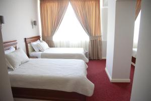 Triple Room room in Rozafa Hotel