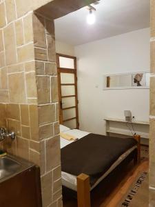 Belette Apartments & Park