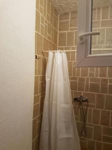 Belette Apartments & Park