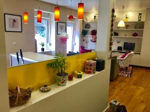 Sweet Apartment with Terrace in Central