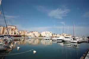 Appartements Studio Moderne - Plage du Grazel : Studio