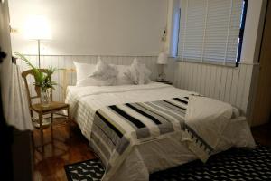 TANA CASA 12 Large Sathorn 6BR Townhome with Parking