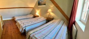 Maisons de vacances Camping et Gite La Garenne de moncourt baie somme : Maison 2 Chambres