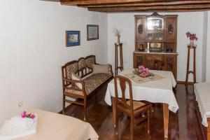 Villa Maria Traditional Home