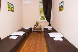 Like Hotel - Nizhneye Armyanskoye Ushchelʼye