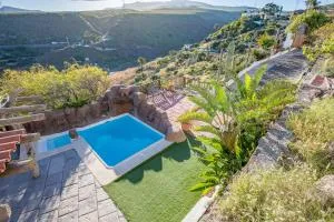 卡萨奥罗纳多旅馆 - 因赫尼奥