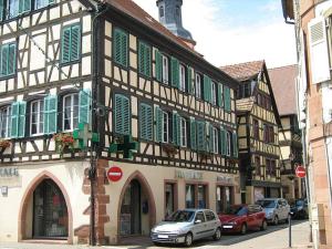 Appartements charmant petit appartement en Alsace : photos des chambres