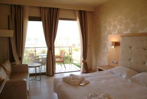 Superior Double or Twin Room with Sea View