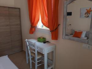 Eleni's Rooms Antiparos Greece