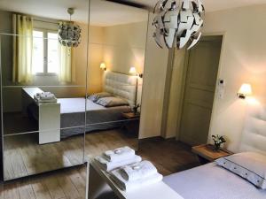 B&B / Chambres d'hotes DOMAINE LE HETREY : Suite 1 Chambre