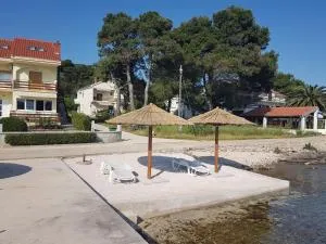 Apartment Nella - Molat