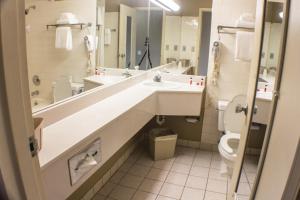 Queen Room - Non-Smoking room in Super 8 by Wyndham Erie/I 90