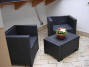 A 7 KM DA SALO CASA DEL SOLE MANSARDA