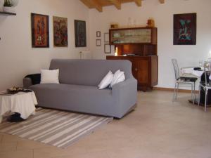 A 7 KM DA SALO CASA DEL SOLE MANSARDA