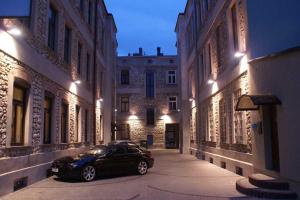 Luxury Room Well Located