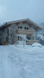 Haus-Claudia - Viehhofen