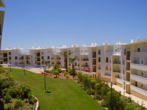 Encosta Da Orada by Garvetur