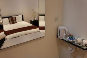 Abbey Court Hotel - Hyde Park