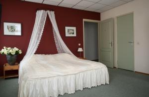 Hotel het Gemeentehuis Uithuizen