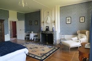 B&B / Chambres d'hotes Chateau de Vitry-la-Ville : photos des chambres