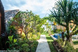 A Hotel Com Cotton Tree Cottages Holiday Park Gili Trawangan