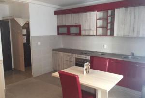 Holiday Wing Apartments