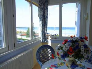 Apartment with Lake View room in Villa Agnes nur 20m zum Strand TOP