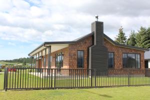 The Hut Te Anau